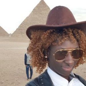 Meet your Posher, Télémarketeur